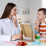 أهمية الدعم المتخصص لصعوبات النطق والتعلّم في الطفولة المبكرة